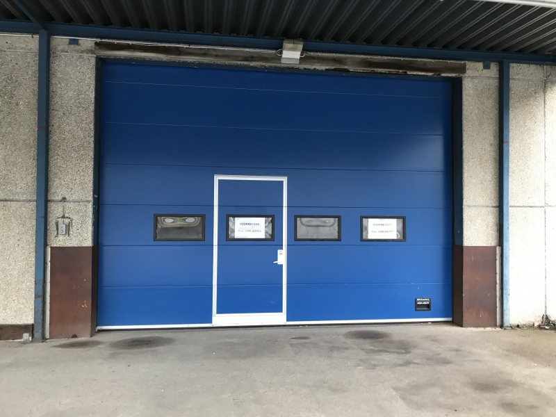 Lukkocenter logistiikkatila 1235m2 laituritaso