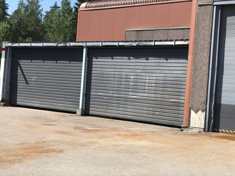 Kylmä katos lukittavalla liukuovella 95,5m2 heti vapaana