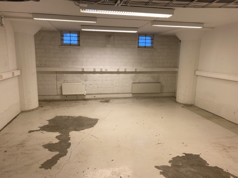Hansacenter pohjakerros lämmin varasto 79m2
