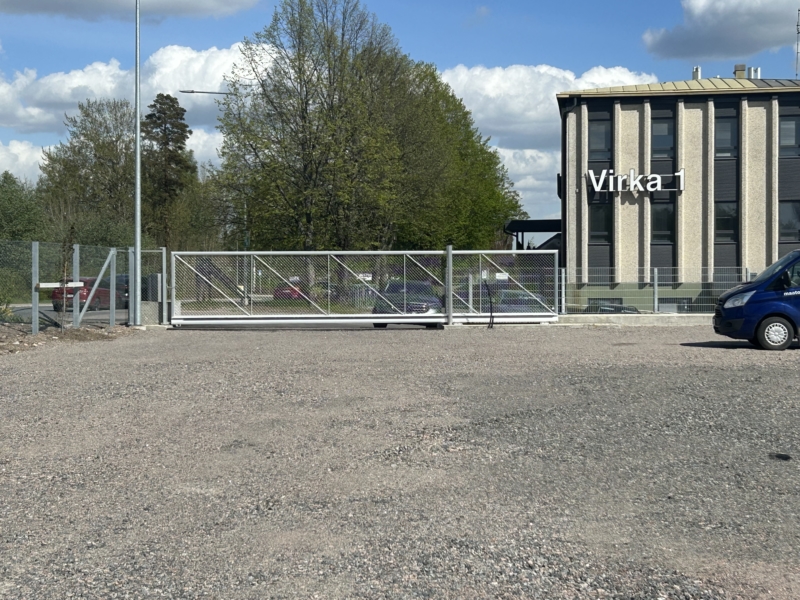 PIHATILAA Kehä III varressa heti vapaana alkaen 50m2-6000m2