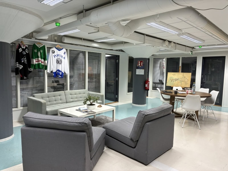 1.3.2026 vapaa 5.krs remontoitu toimistohuoneisto 265m2